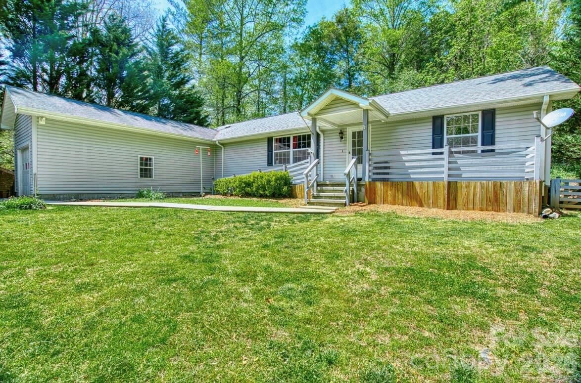 Property Photo:  107 Sugar Mill Woods Drive  NC 28790 