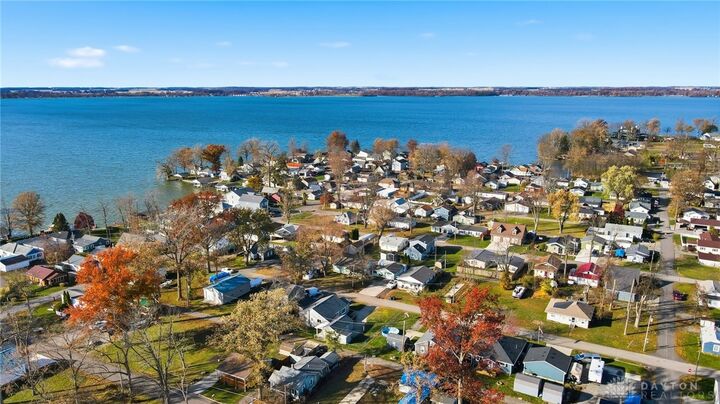 Property Photo:  8990 Crescent Street  OH 43331 