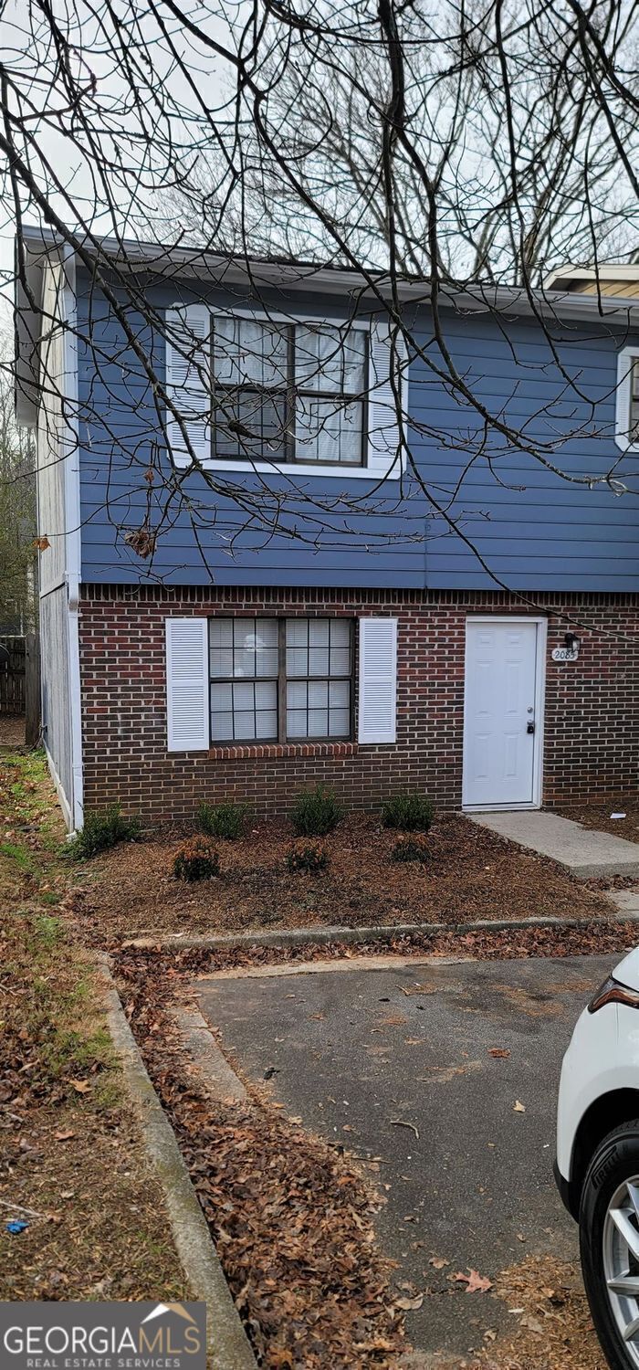 Property Photo: 2085 Lenoa Lane GA 30106