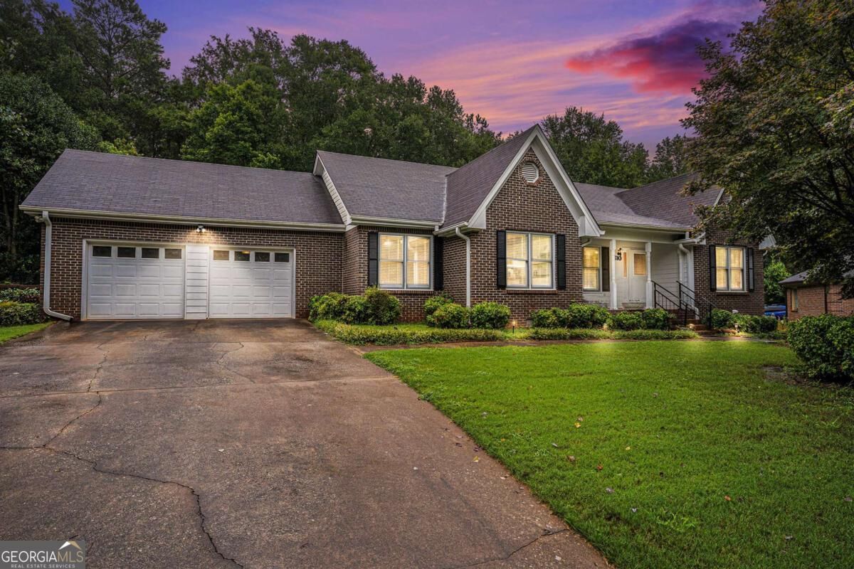 Property Photo: 610 Camary Court SE GA 30094