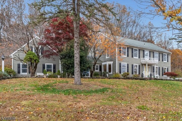 6 Fawn Ridge Rd  Clinton Twp. NJ 08833 photo