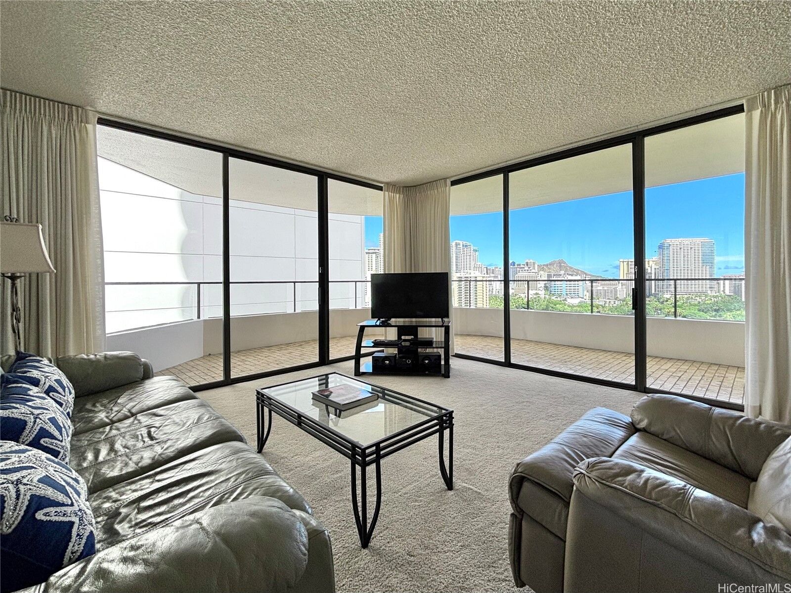 Property Photo:  1910 Ala Moana Boulevard 19D  HI 96815 