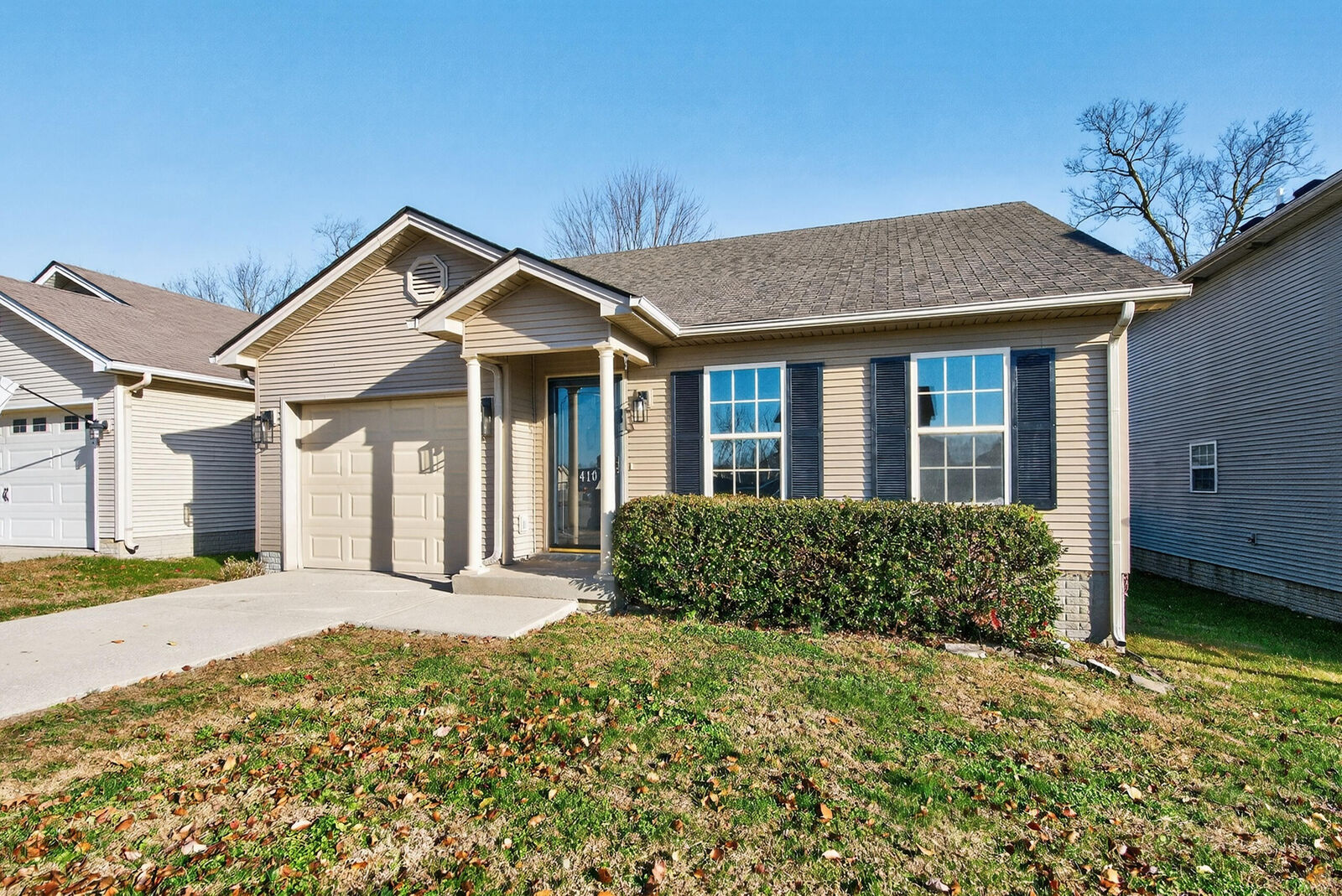 Property Photo: 410 Wellington Way KY 40391