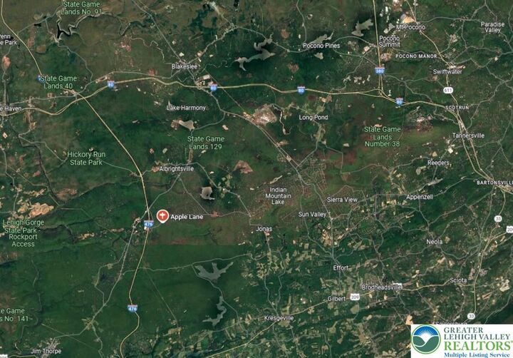 Property Photo: 3 Apple Lane 588 PA 18229