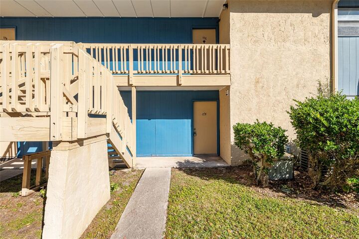 Property Photo: 2811 SW Archer Road V175 FL 32608