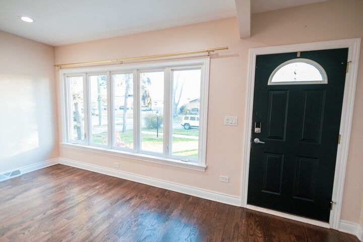 Property Photo:  7916 McVicker Avenue  IL 60459 