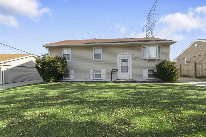 Property Photo: 467 Arnold Avenue IL 60441