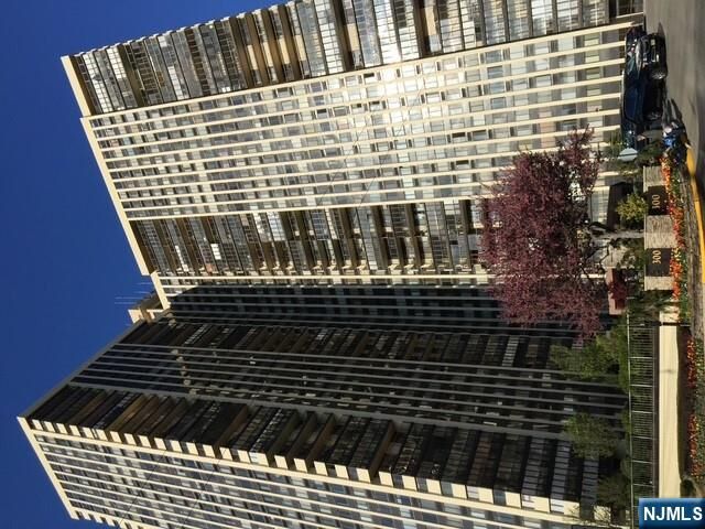 Property Photo: 300 Winston Drive 2523 NJ 07010