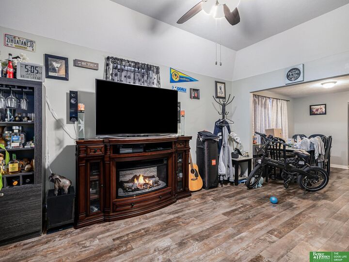 Property Photo:  1903 Missouri Avenue  NE 68107 