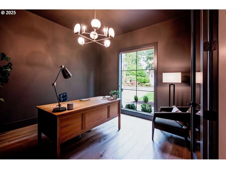 Property Photo: 1872 Palisades Terrace Dr OR 97034