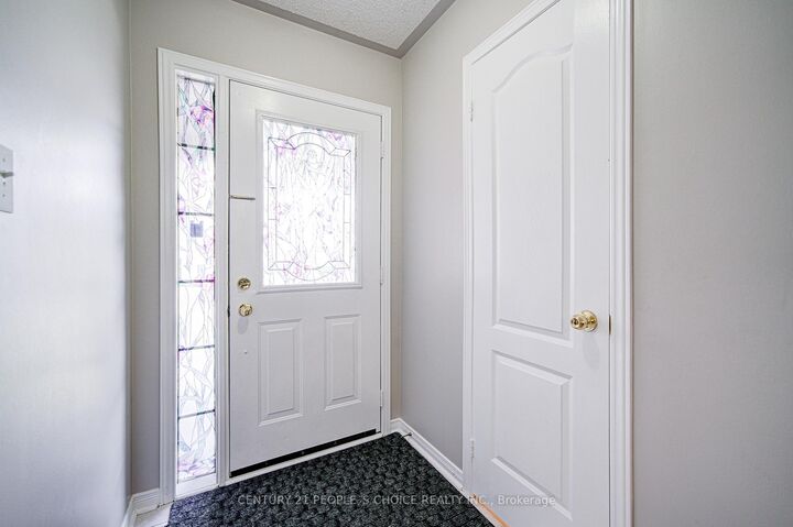 Property Photo:  72 Zia Dodda Crescent  ON L6P 1J4 