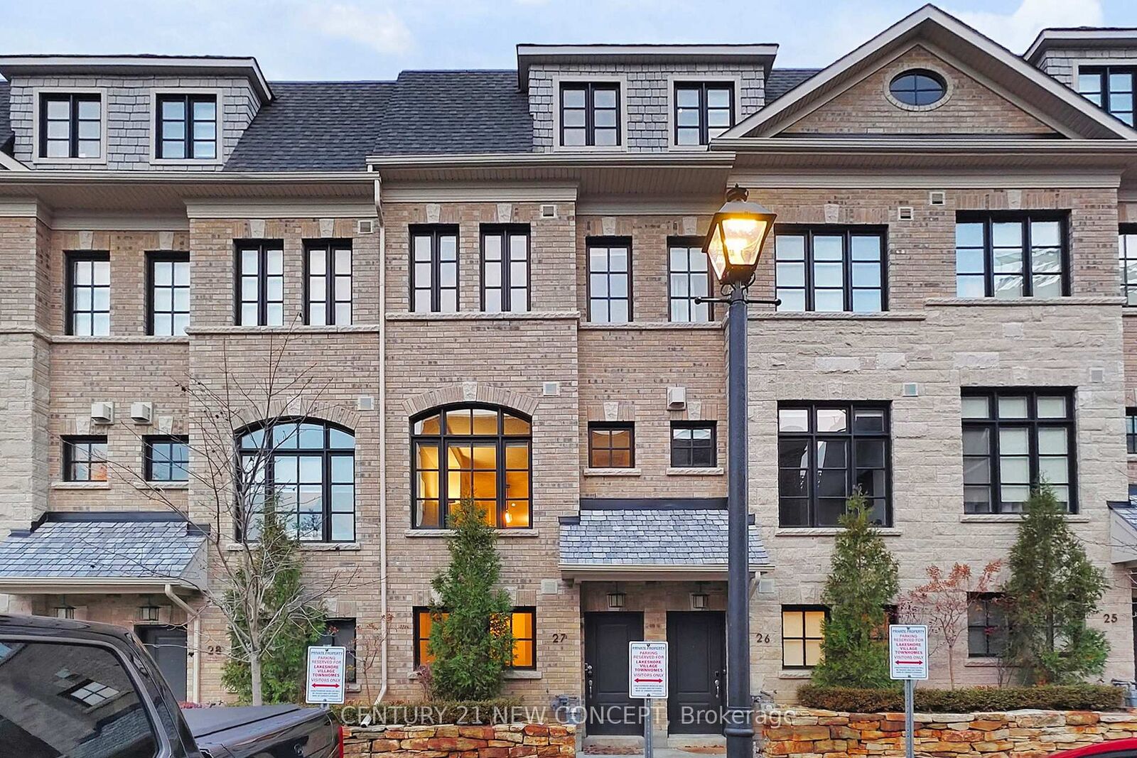 Property Photo:  80 Daisy Avenue 27  ON M9W 0B7 