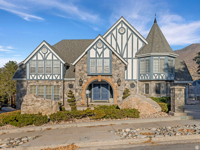 Property Photo:  8585 S Mt Majestic Rd E  UT 84093 