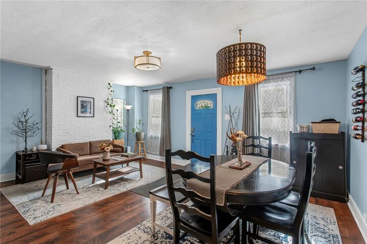 Property Photo: 2709 Larkins Way PA 15203