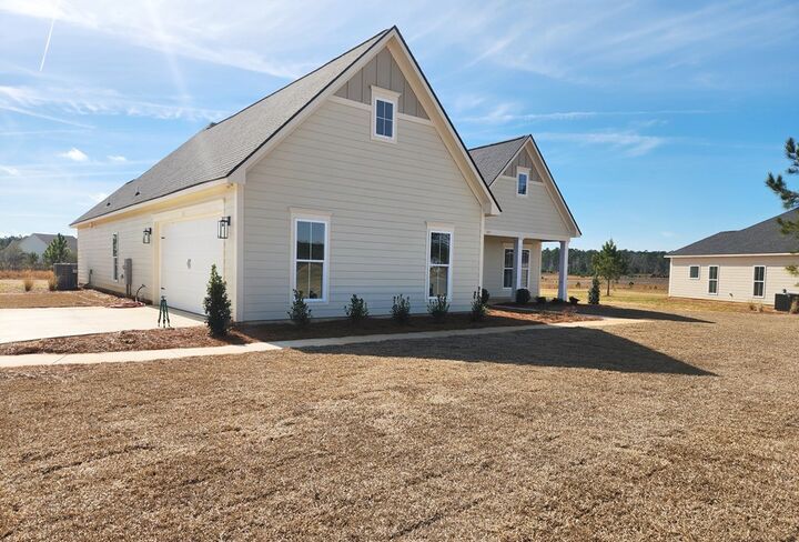 Property Photo:  137 Willow Oak Loop  GA 31763 