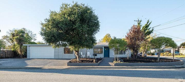 1313 McGregor Avenue  Petaluma CA 94954 photo