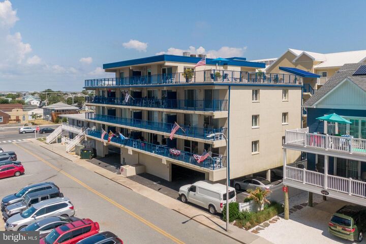 Property Photo:  8 89th Street 402  MD 21842 