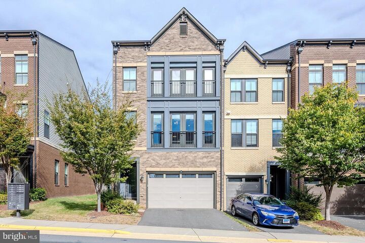 Property Photo:  42298 Impervious Terrace  VA 20148 