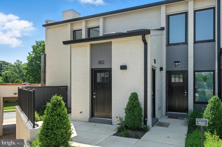 Property Photo:  19510 Village Walk 2-205  MD 20886 