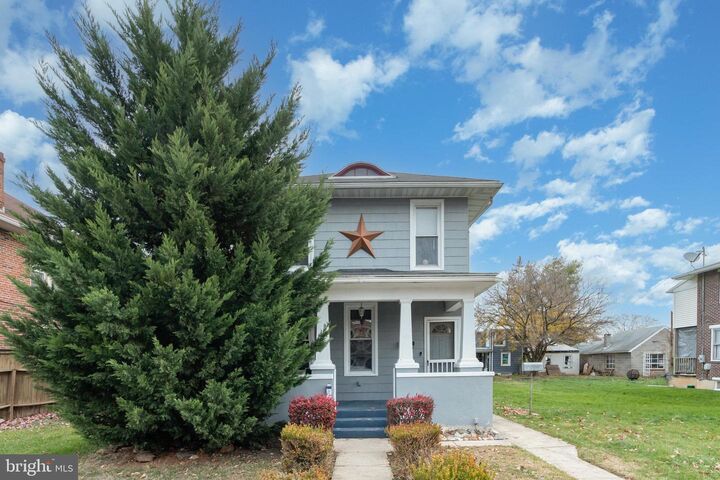 1825 W Philadelphia Street  York PA 17404 photo