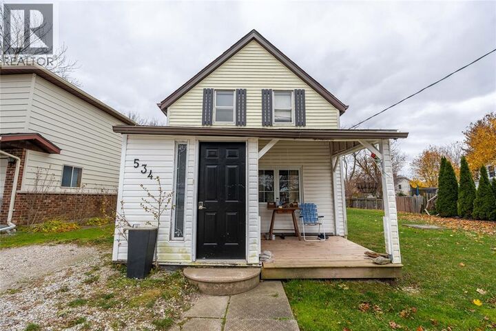 Photo de la propriété:  534 Plympton Street  ON N0N 1T0 