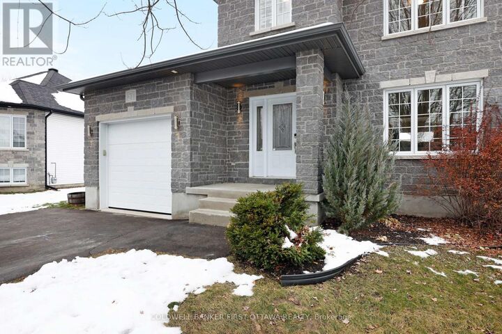 Property Photo: 21 Constantineau Street ON K0A 2M0