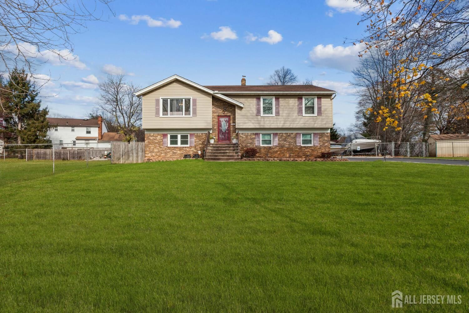 Property Photo:  27 Dorset Court  NJ 08873 