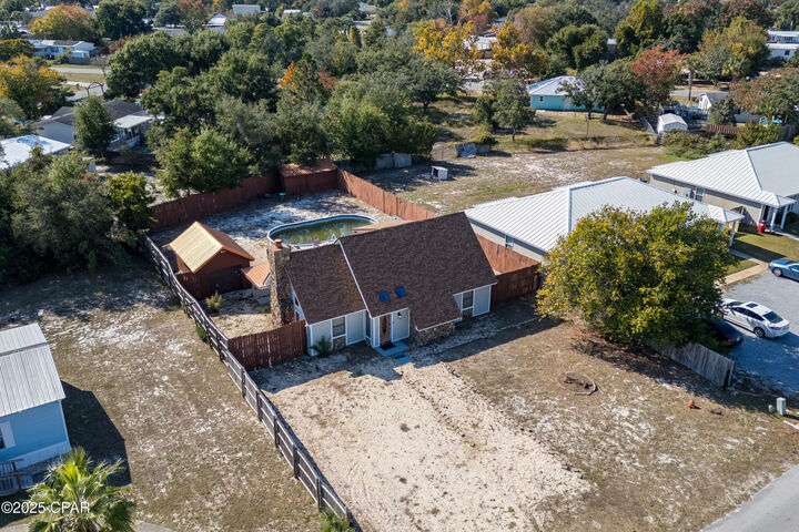 Property Photo: 2343 Grand Oaks Lane FL 32408