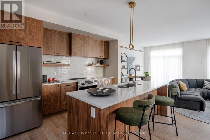 Property Photo:  1186 Spoor Street  ON K2W 0N4 