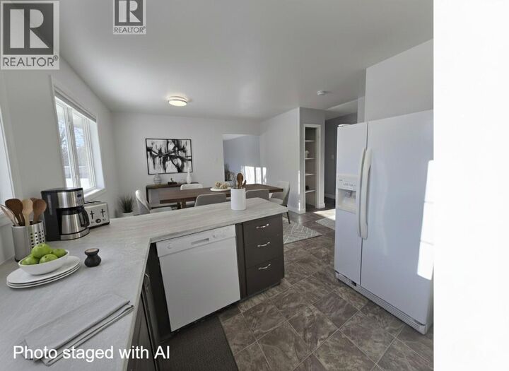 Photo de la propriété: 9104 101 Avenue BC V1J 2A6