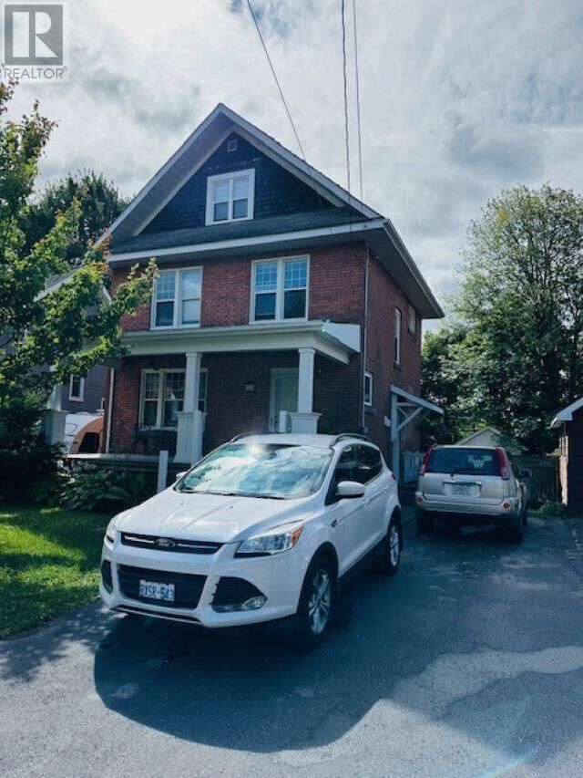 7 Forest Ave  Sault Ste. Marie ON P6B 1A3 photo