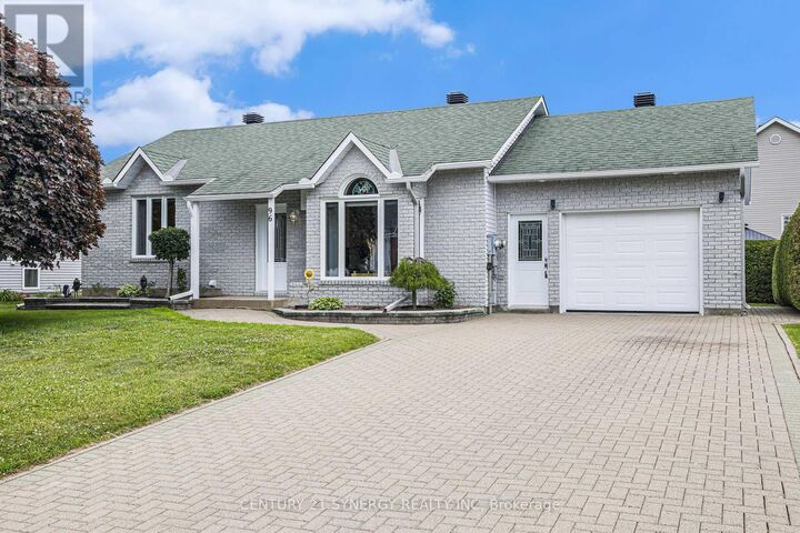 96 Alexandre Street  Alfred and Plantagenet ON K0B 1A0 photo