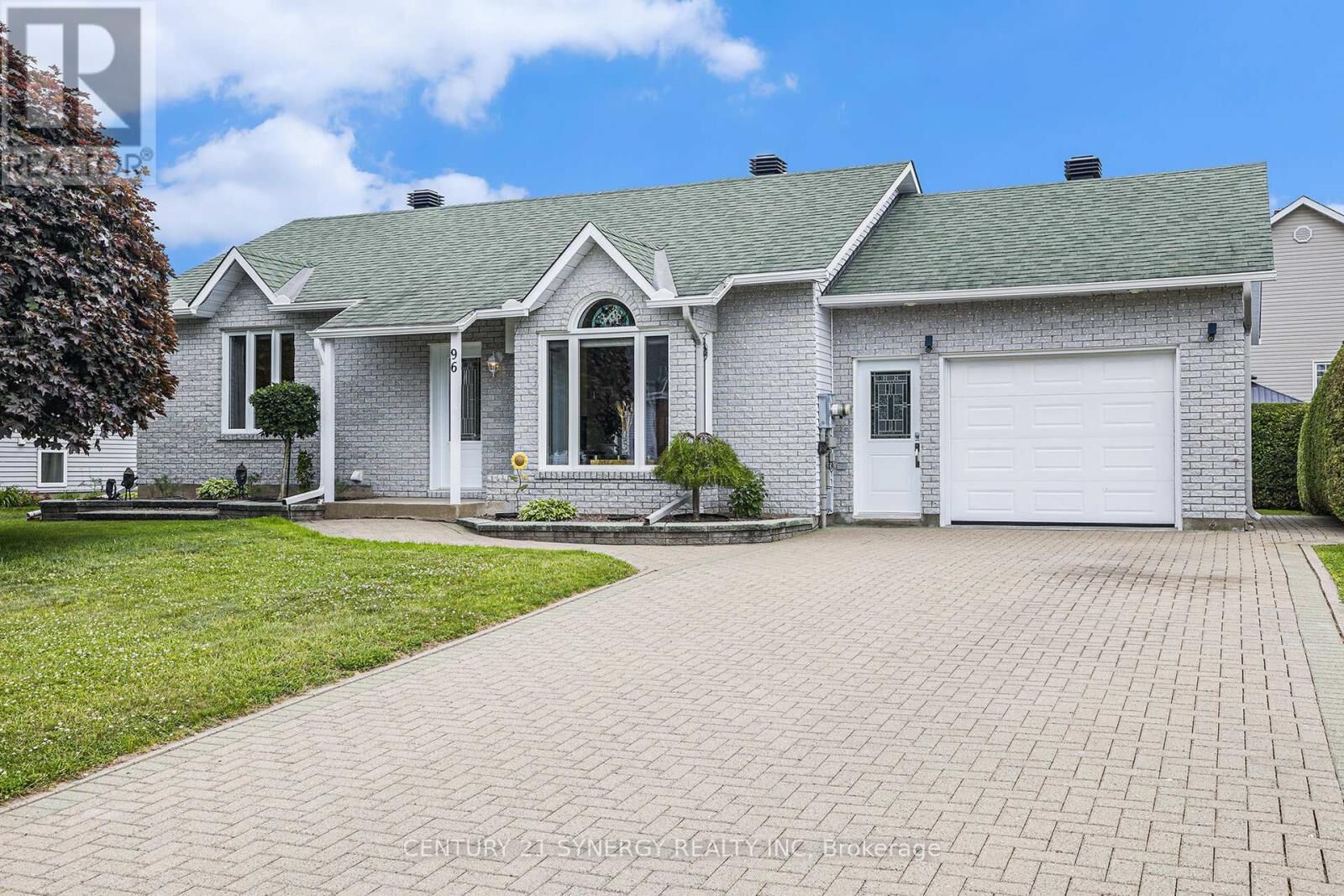 Photo de la propriété:  96 Alexandre Street  ON K0B 1A0 