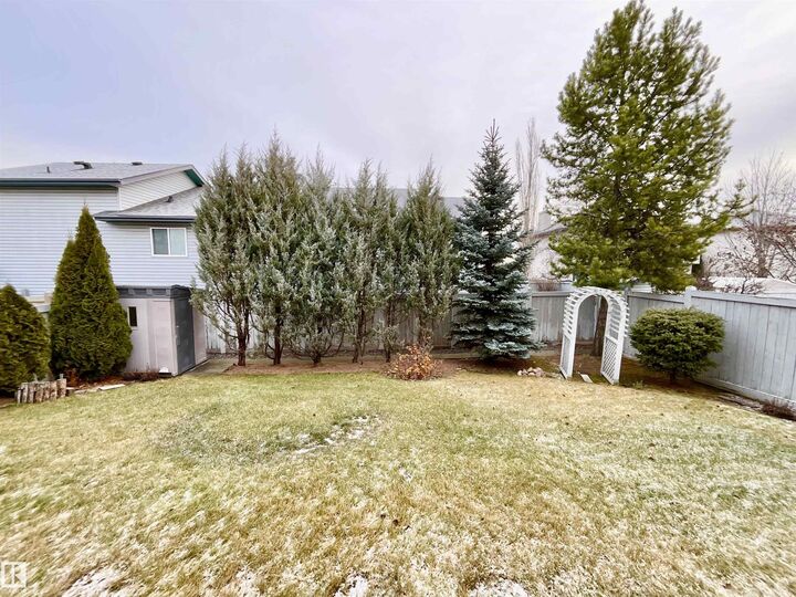 1248 Ormsby Lane NW  Edmonton AB T5T 6R2 photo