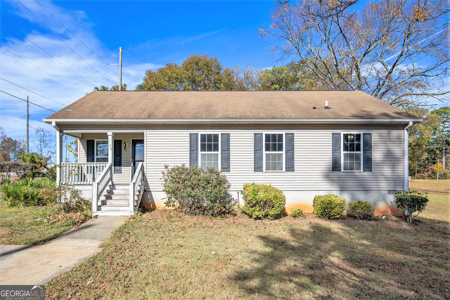 Property Photo: 160 Roberts Street GA 30213