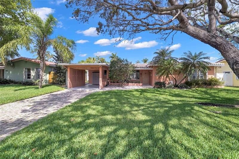 Property Photo:  2725 SE 5th Ct  FL 33062 