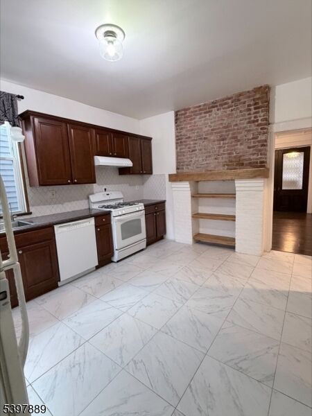 Property Photo:  242 Grant Ave 1  NJ 07029 