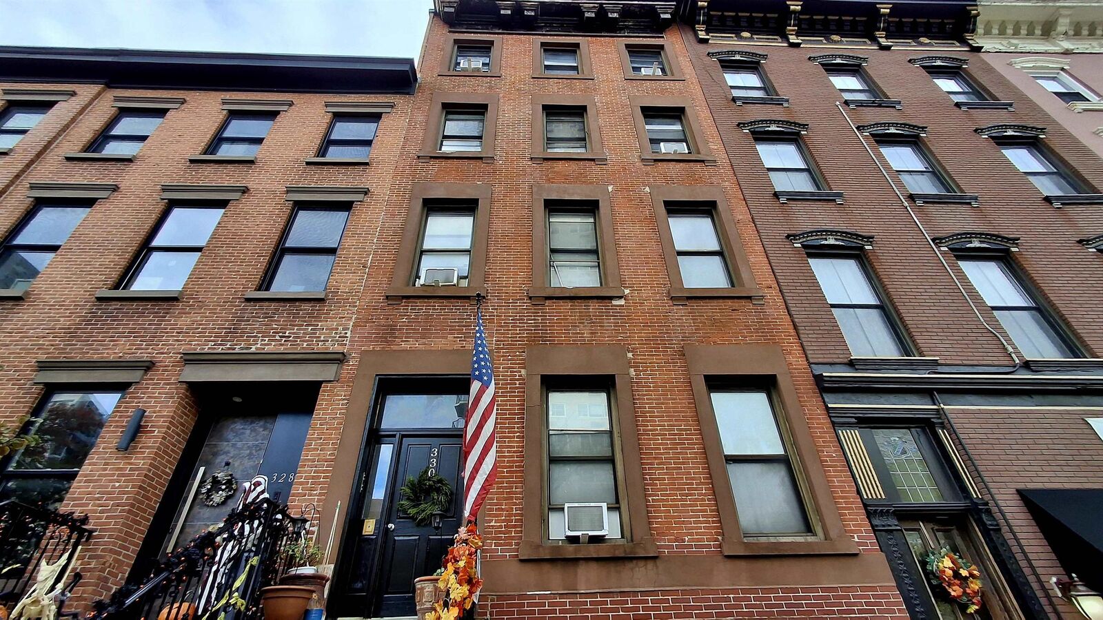 Property Photo: 330 Hudson St 4 (Top Flr) NJ 07030