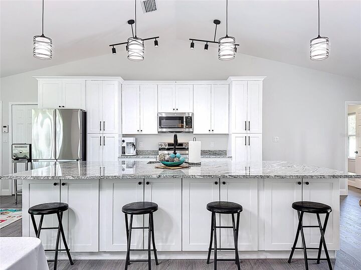 Property Photo:  1080 W Riviera Boulevard  FL 32765 