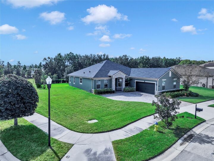 Property Photo:  12339 Prairie Valley Lane  FL 33579 