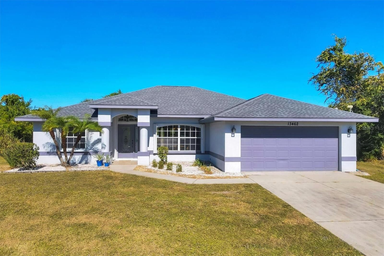 Property Photo:  13462 Chenille Drive  FL 33981 