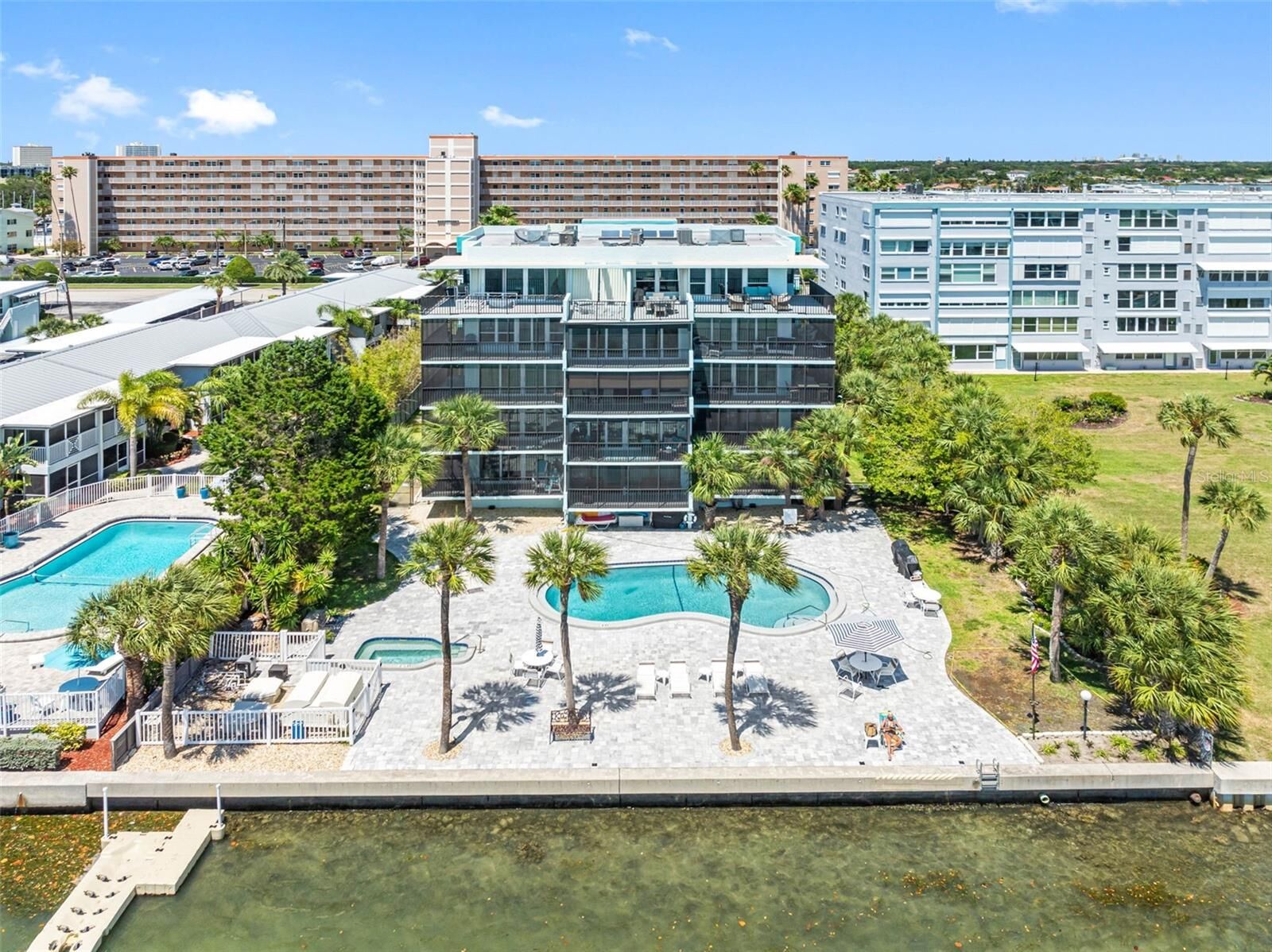 Property Photo:  1848 Shore Drive S 501  FL 33707 