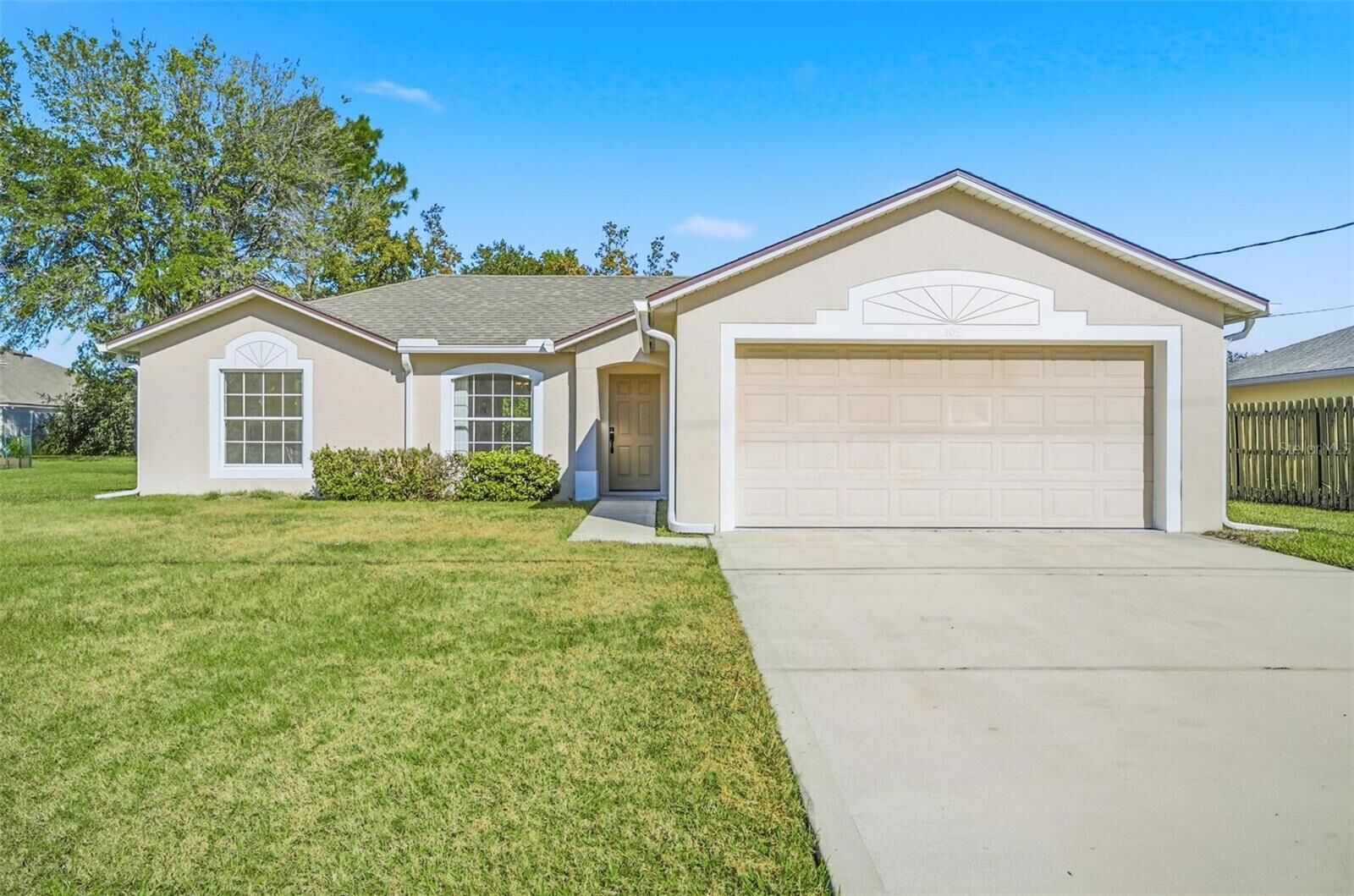Property Photo:  106 La Mancha Drive  FL 32137 