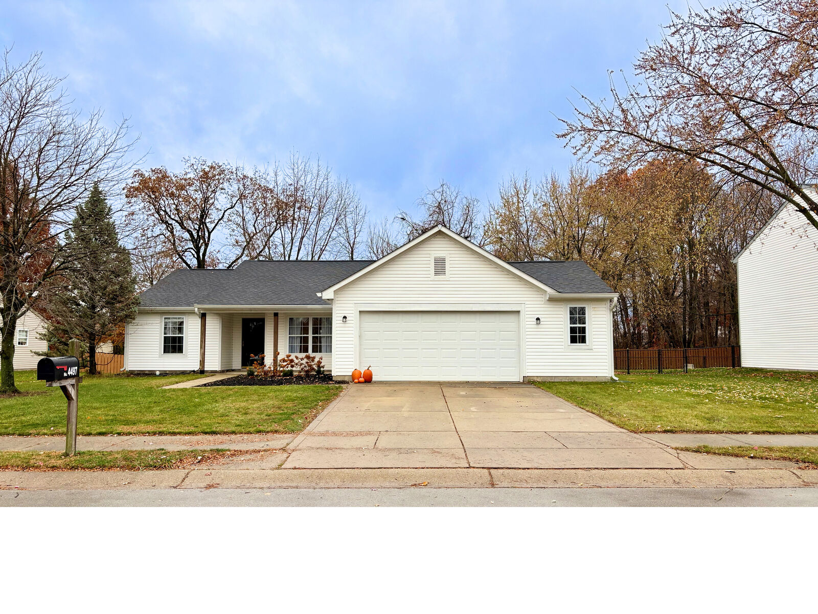 Property Photo:  4497 Elkhorn Drive  IN 46062 