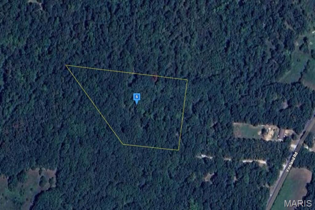 Property Photo:  13821 Vineland Road  MO 63020 