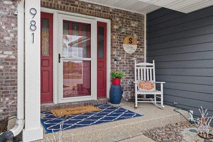 Property Photo:  981 Cedar Dr  WI 53105 