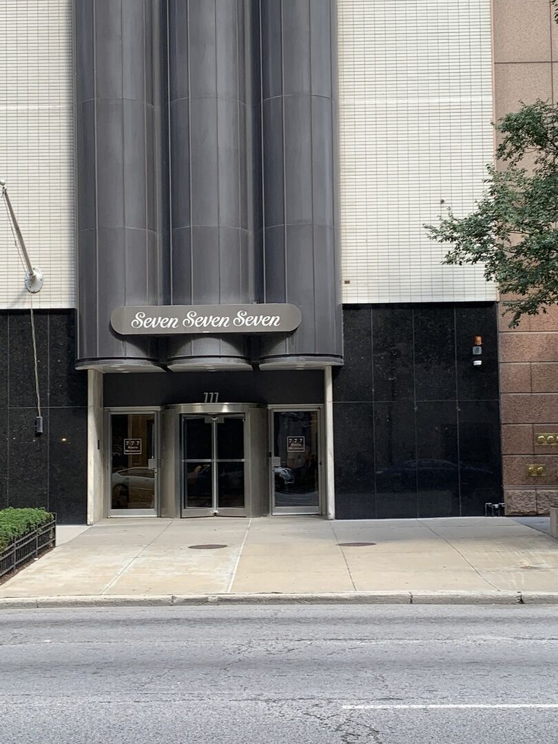 Property Photo: 777 N Michigan Avenue 2700-02 IL 60611