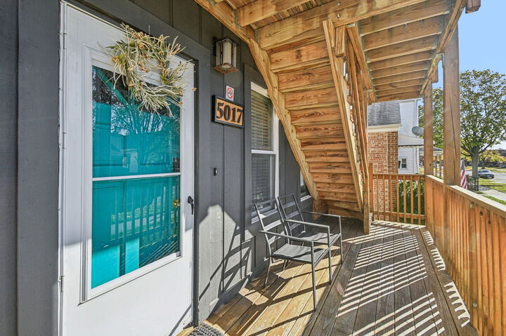 Property Photo: 5017 N Meade Avenue IL 60630