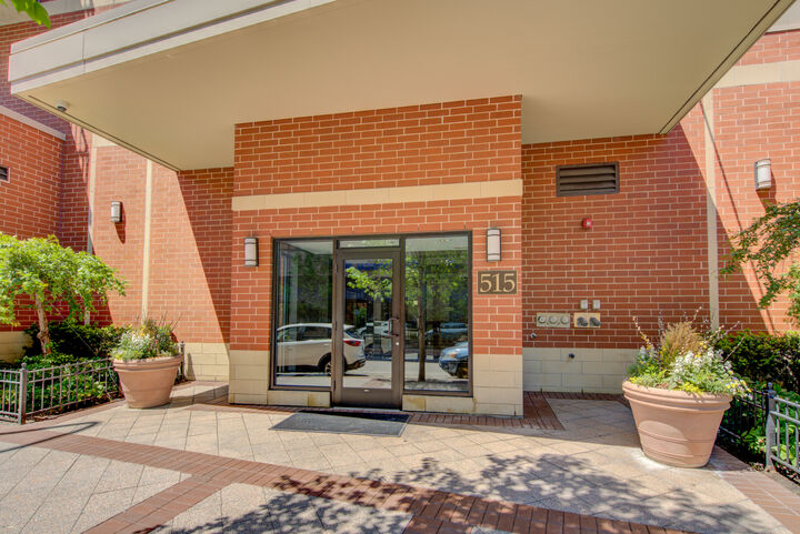 Property Photo:  515 Main Street 509  IL 60202 