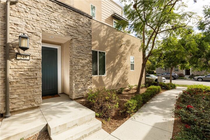 245 Follyhatch  Irvine CA 92618 photo